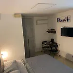 Room Mazzini